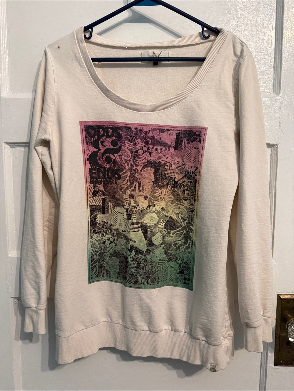 Insight Sweatshirt with Pink-Orange-Green Gradient Graphic